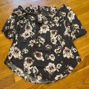 Peek a boo shoulder blouse